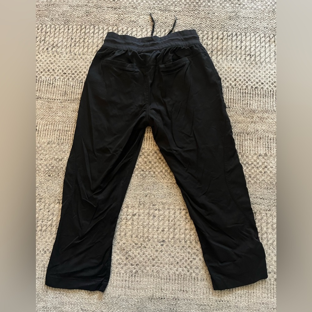 The North Face Women's Black Cropped Pants - Picture 4 of 7